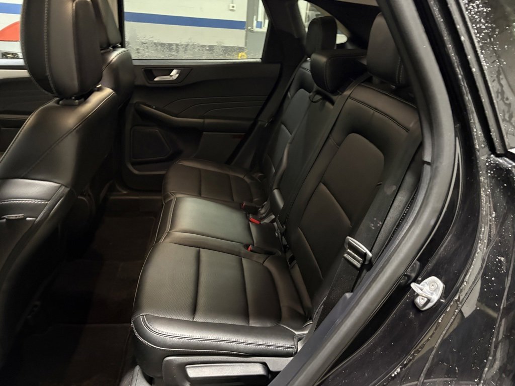 Used 2022 Ford Escape SEL w/ Technology Package image 24