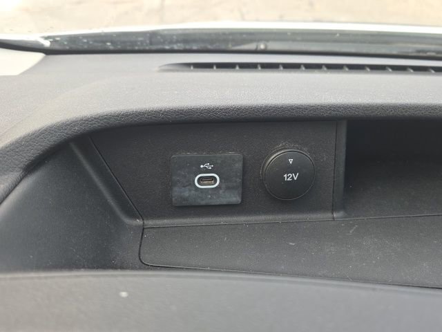 Used 2023 Ford Transit 350 XLT image 20