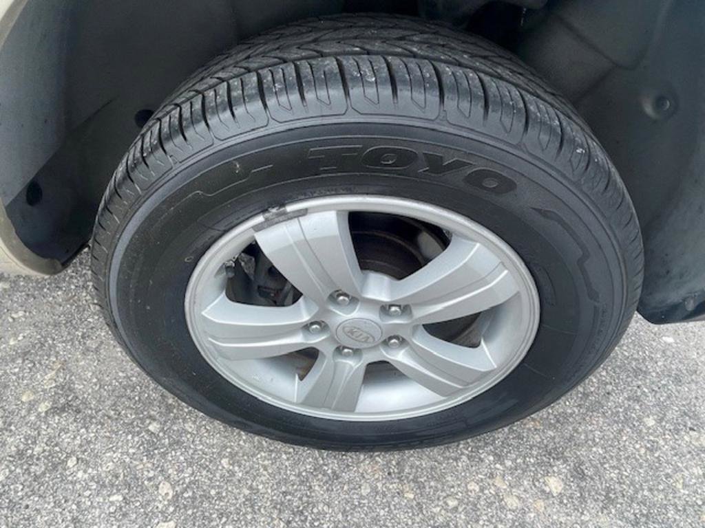 Used 2009 Kia Sportage LX image 17