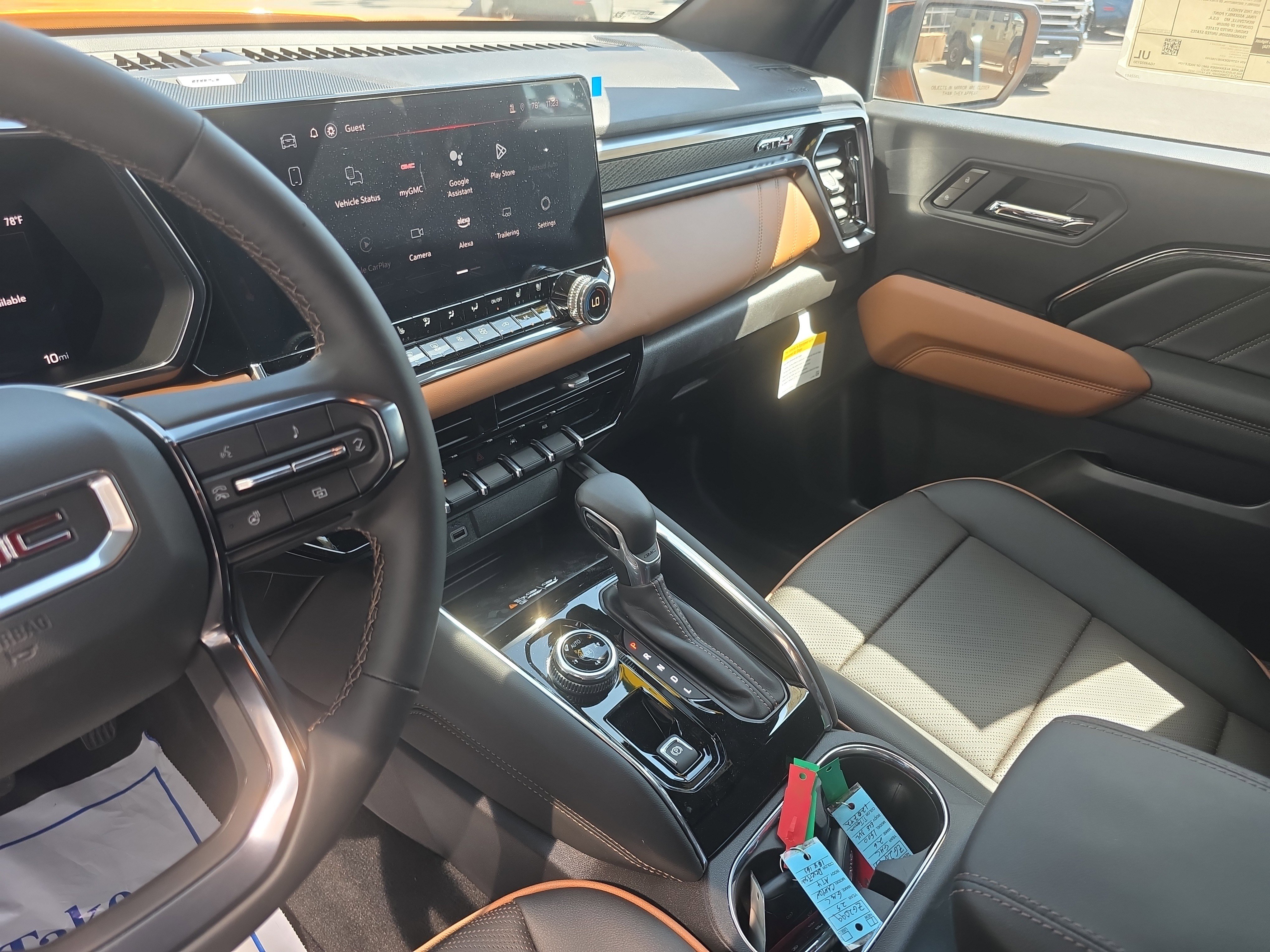 New 2025 GMC Canyon AT4 w/ Nightfall Edition image 23