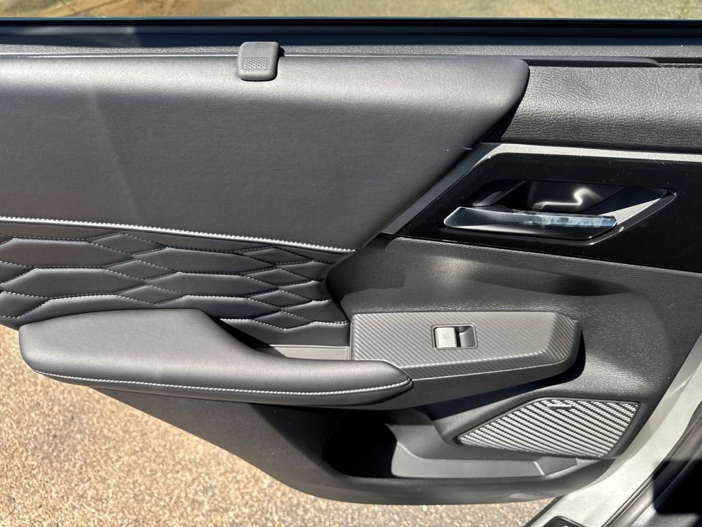 New 2026 Mitsubishi Outlander SEL FWD image 33