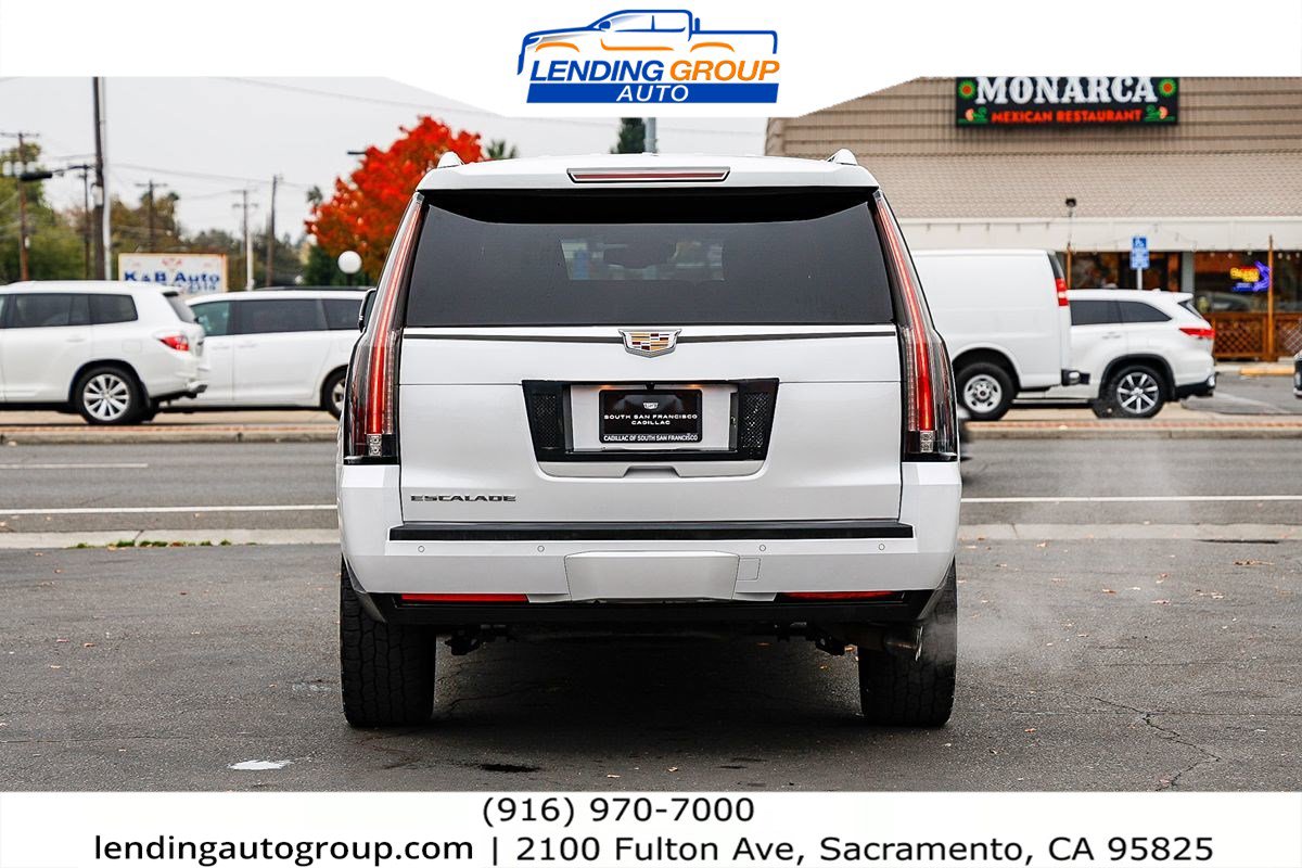 Used 2016 Cadillac Escalade ESV Platinum image 3