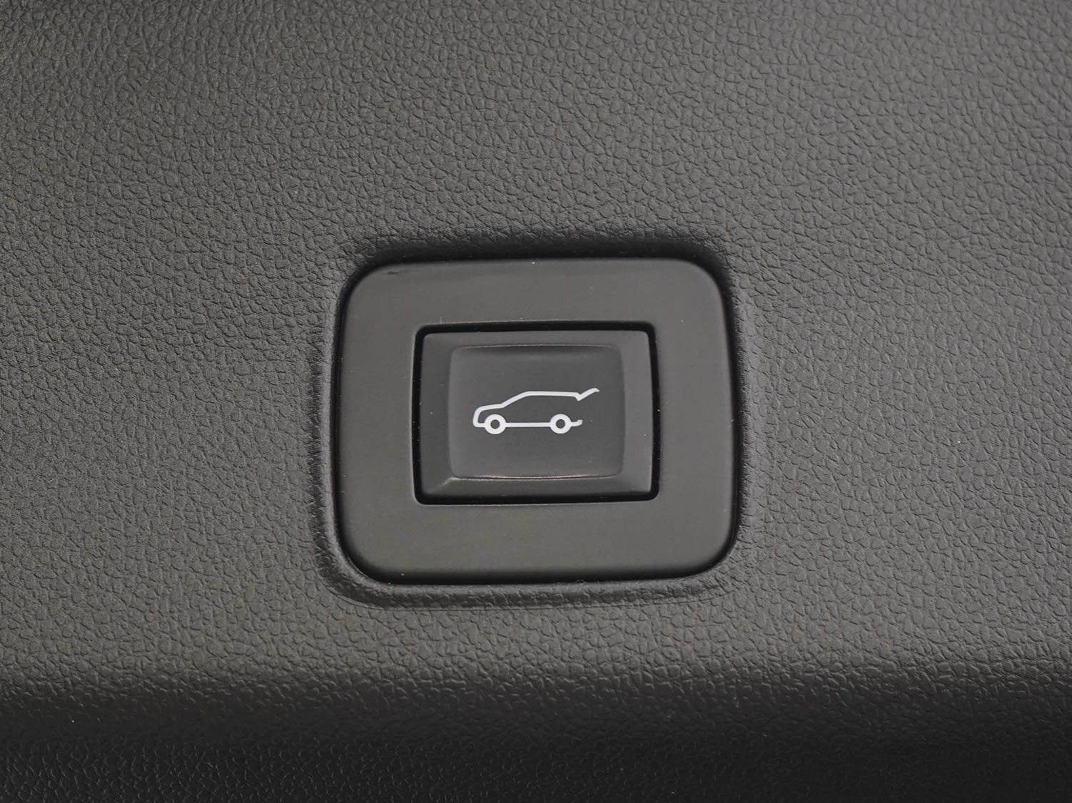 Used 2022 Chevrolet TrailBlazer ACTIV w/ Sun and Liftgate Package AWD/4WD image 11
