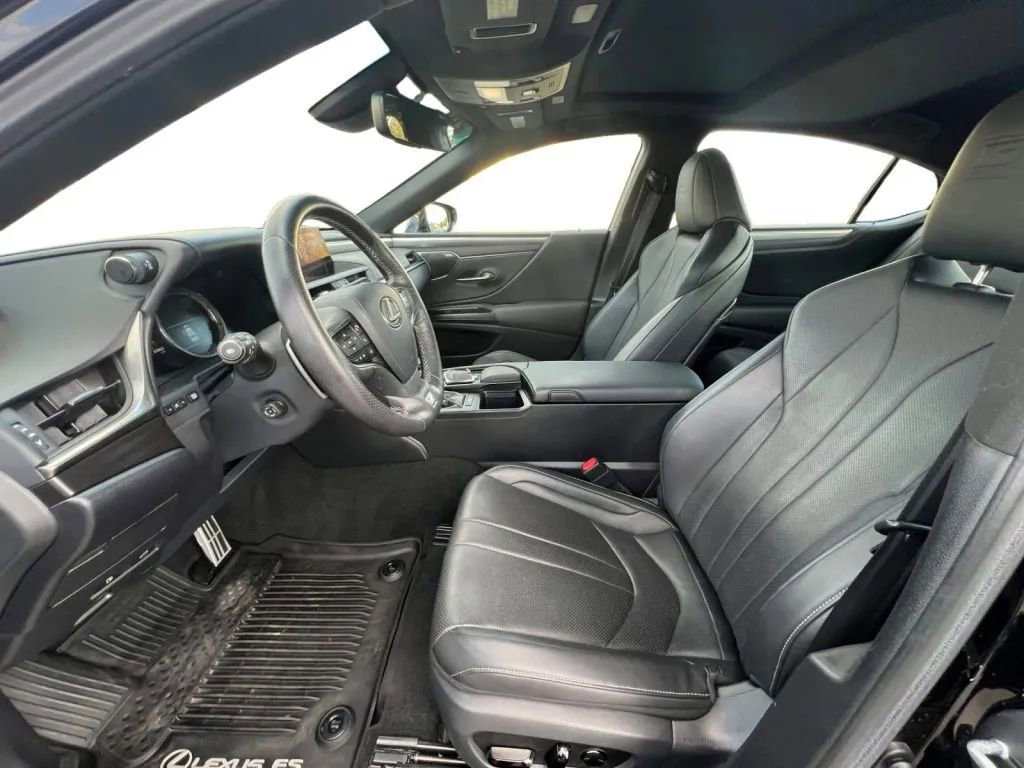 Used 2019 Lexus ES 350 F Sport w/ Accessory Package image 9