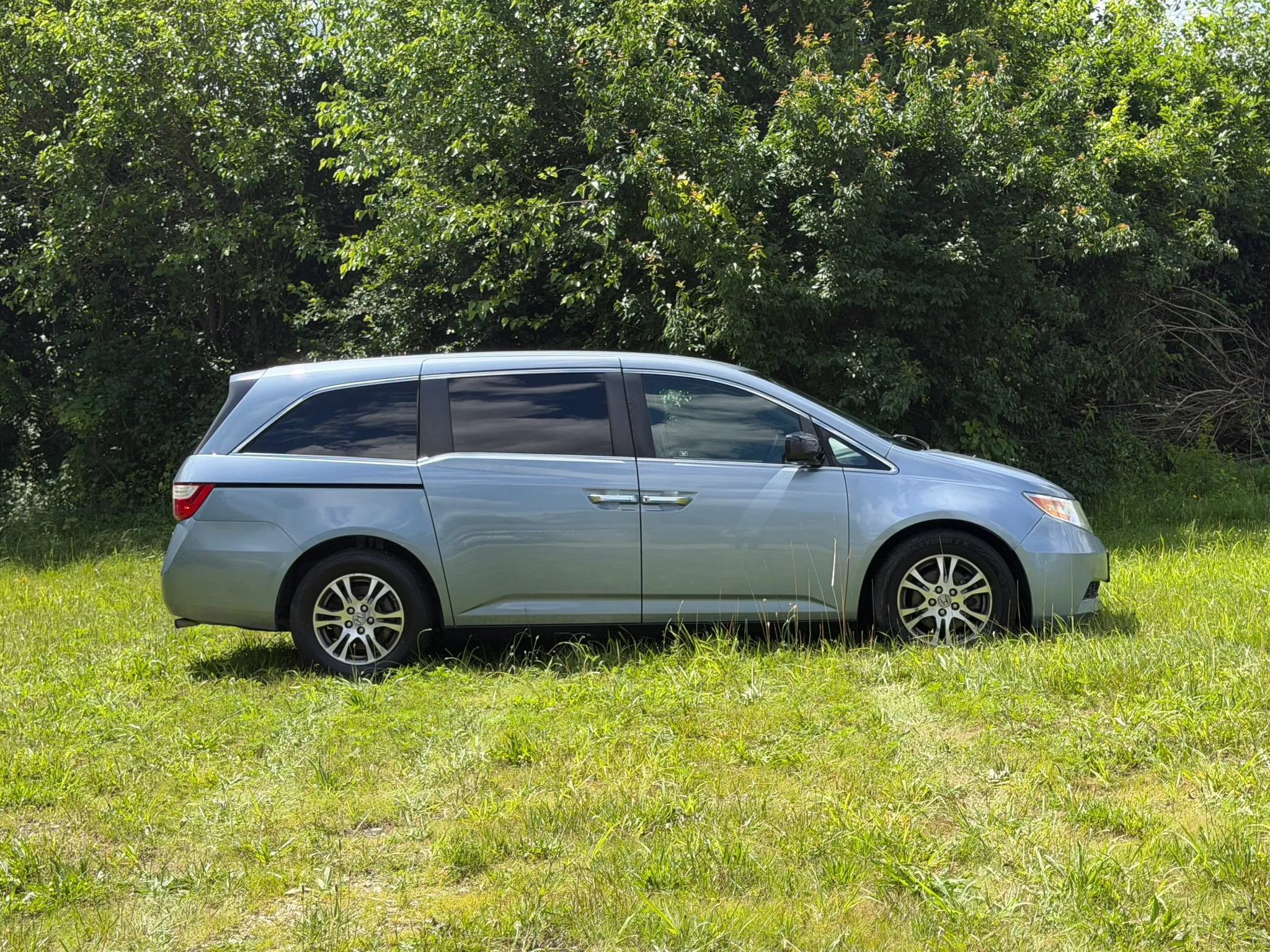 Used 2011 Honda Odyssey EX image 4
