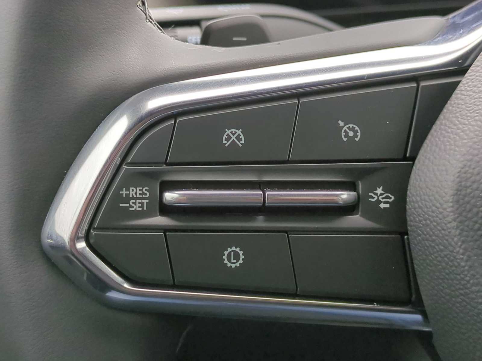 Used 2026 Chevrolet Equinox LT w/ Convenience Package II FWD image 15