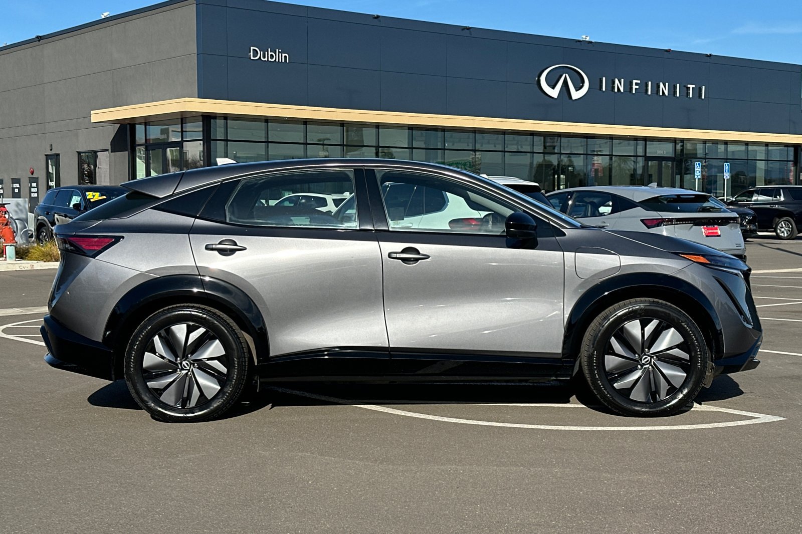Certified 2024 Nissan Ariya AWD image 3