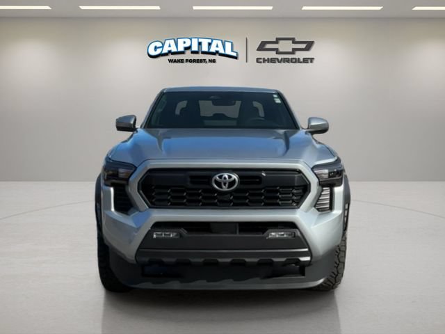 Used 2025 Toyota Tacoma TRD Off-Road AWD/4WD image 8