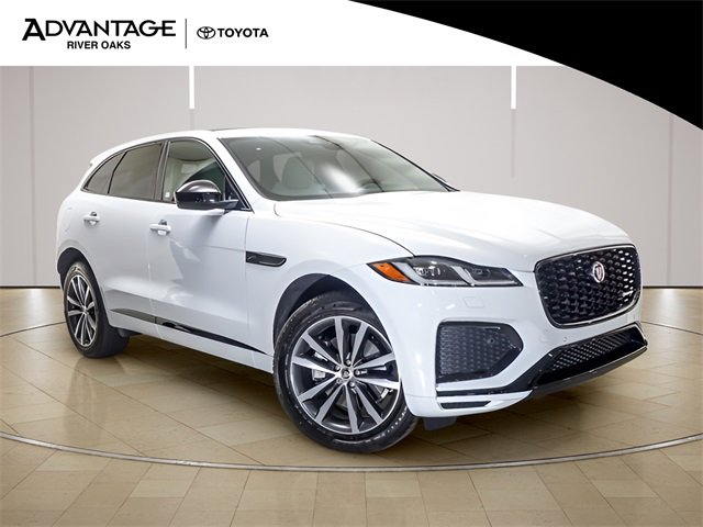 Used 2025 Jaguar F-PACE R-Dynamic S image 2