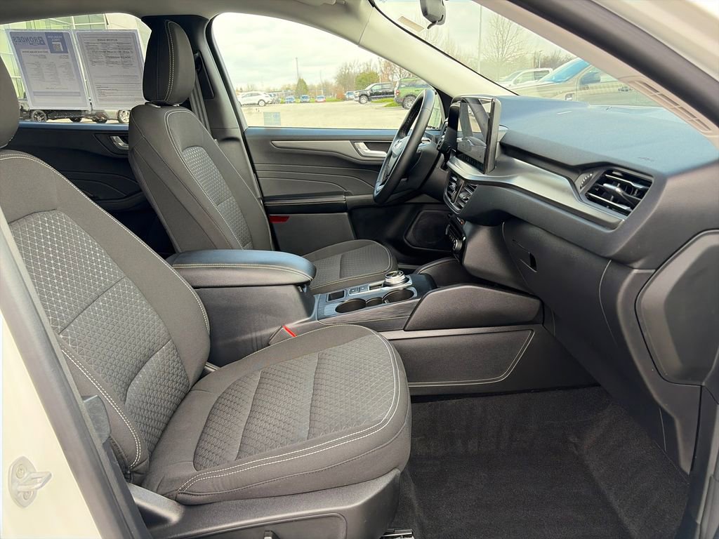 Used 2023 Ford Escape Active w/ Tech Pack #2 image 12