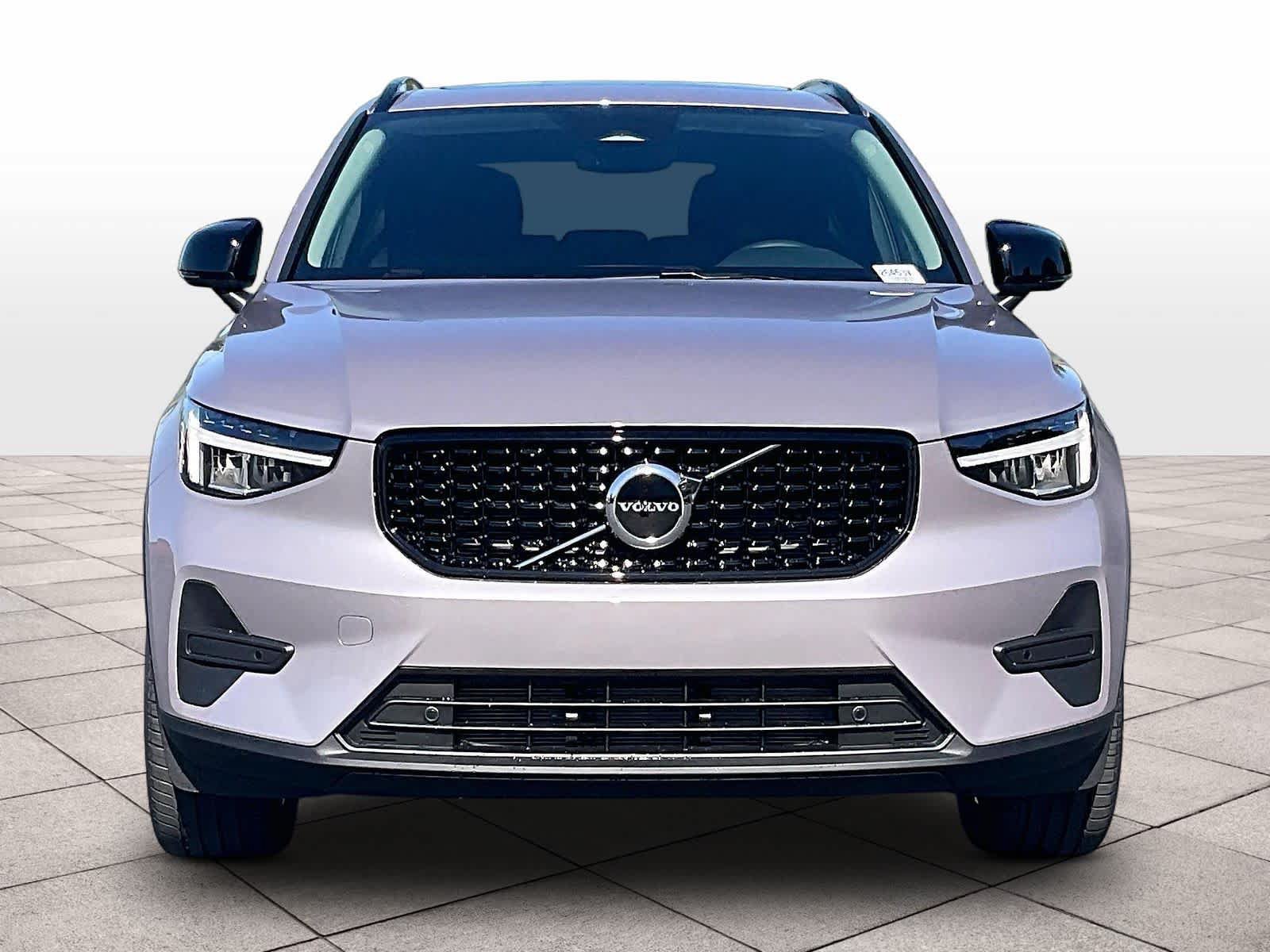New 2026 Volvo XC40 B5 Core w/ Climate Package AWD/4WD image 5
