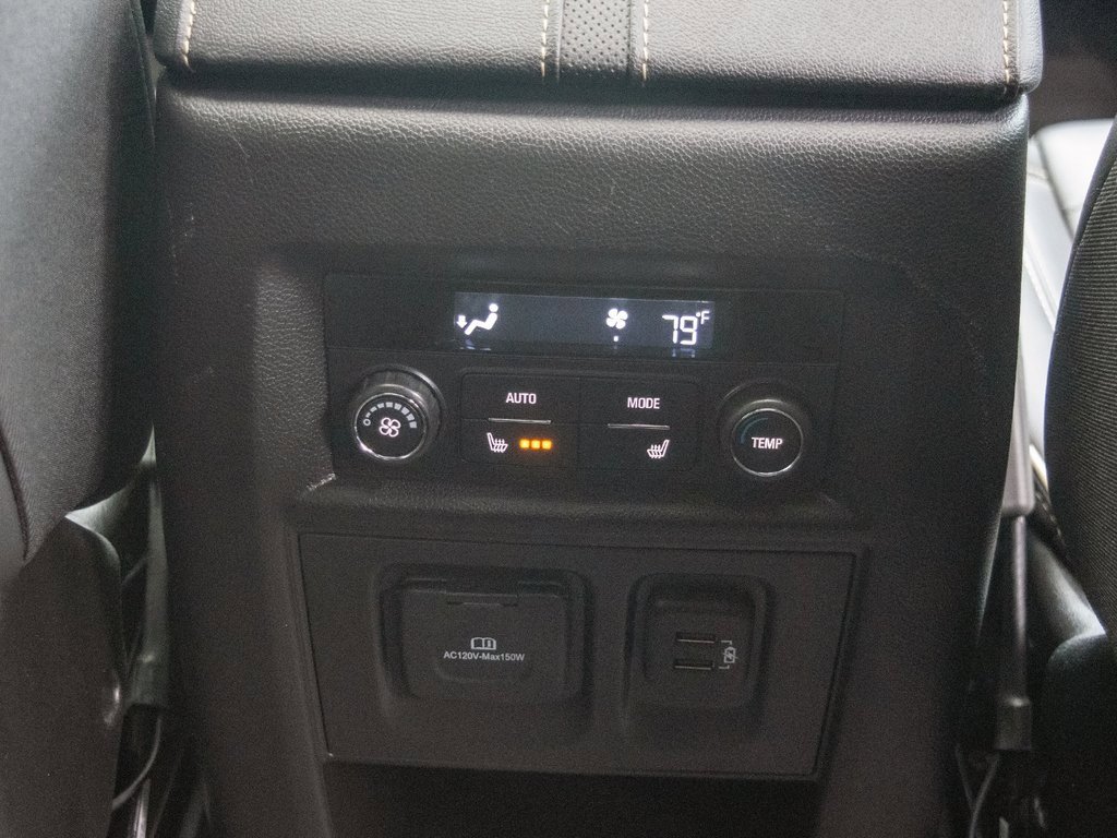 Used 2023 Chevrolet Traverse Premier w/ Redline Edition image 32