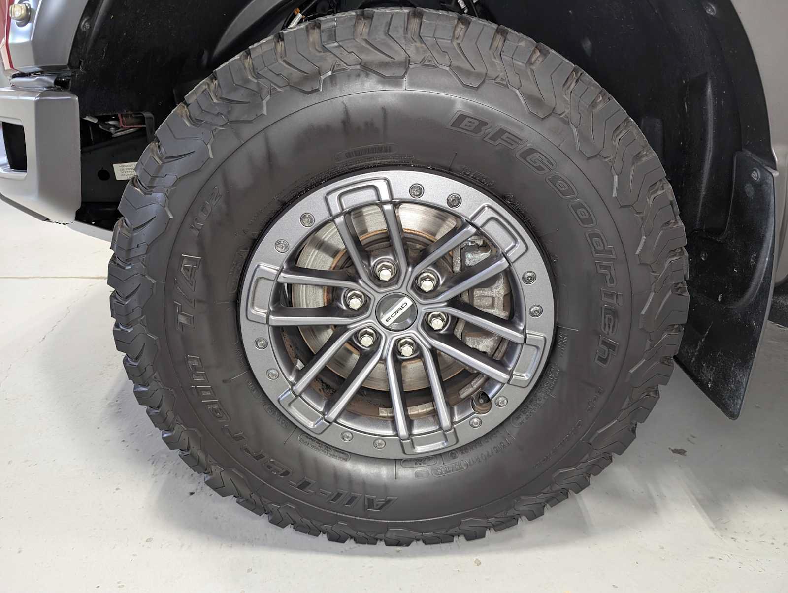 Used 2019 Ford F150 Raptor AWD/4WD image 3