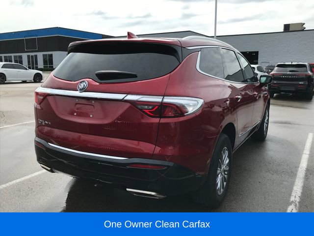 Used 2023 Buick Enclave Essence image 2