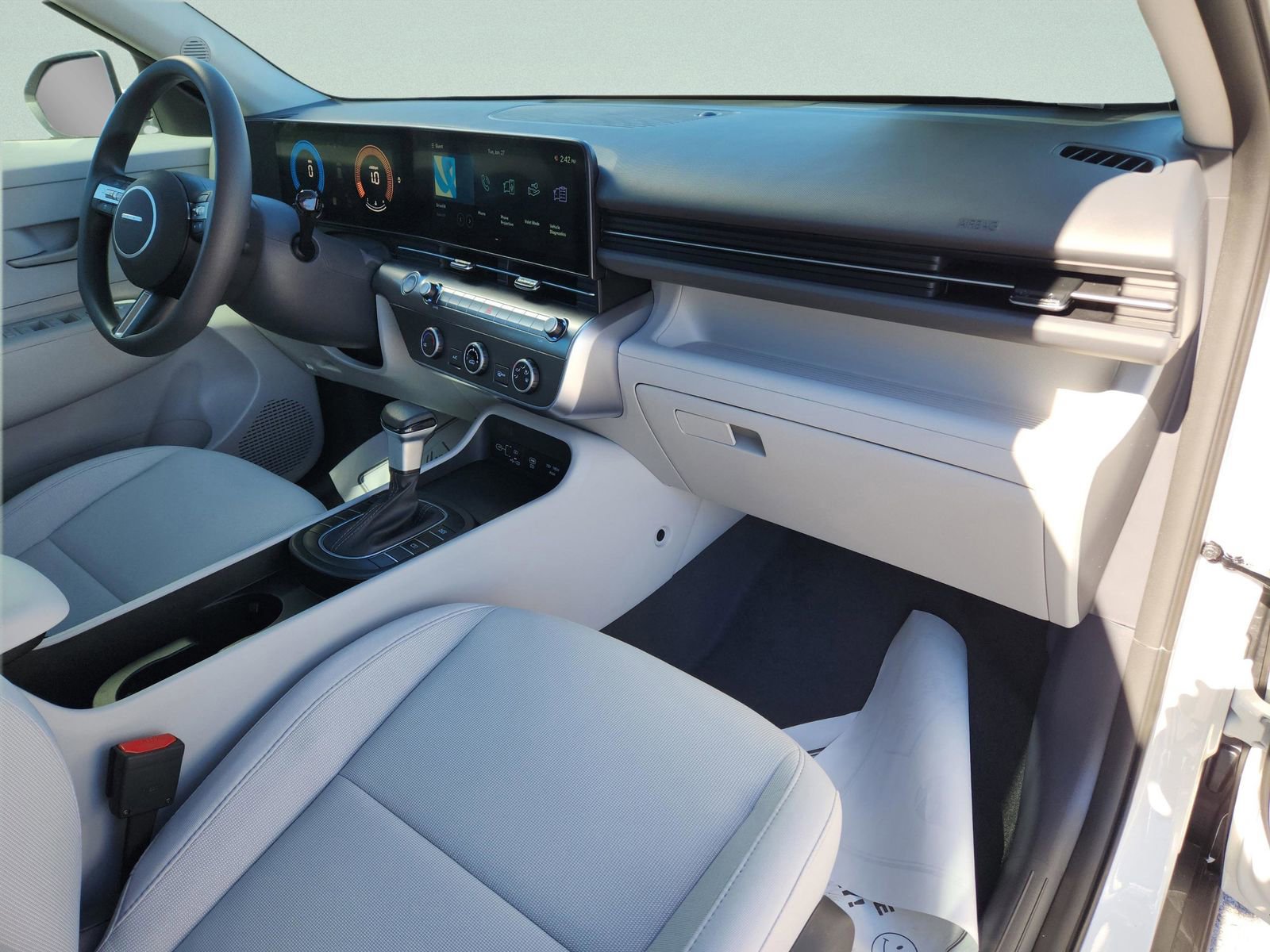 New 2026 Hyundai Kona SE image 6