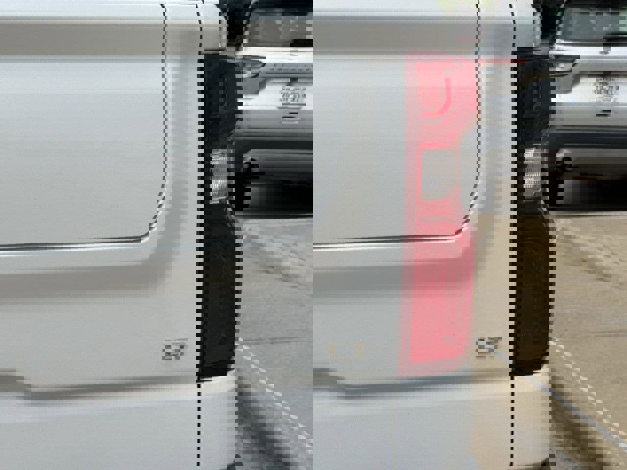 Used 2025 Chevrolet Silverado 1500 LT Trail Boss w/ LT Trail Boss Premium Package image 7