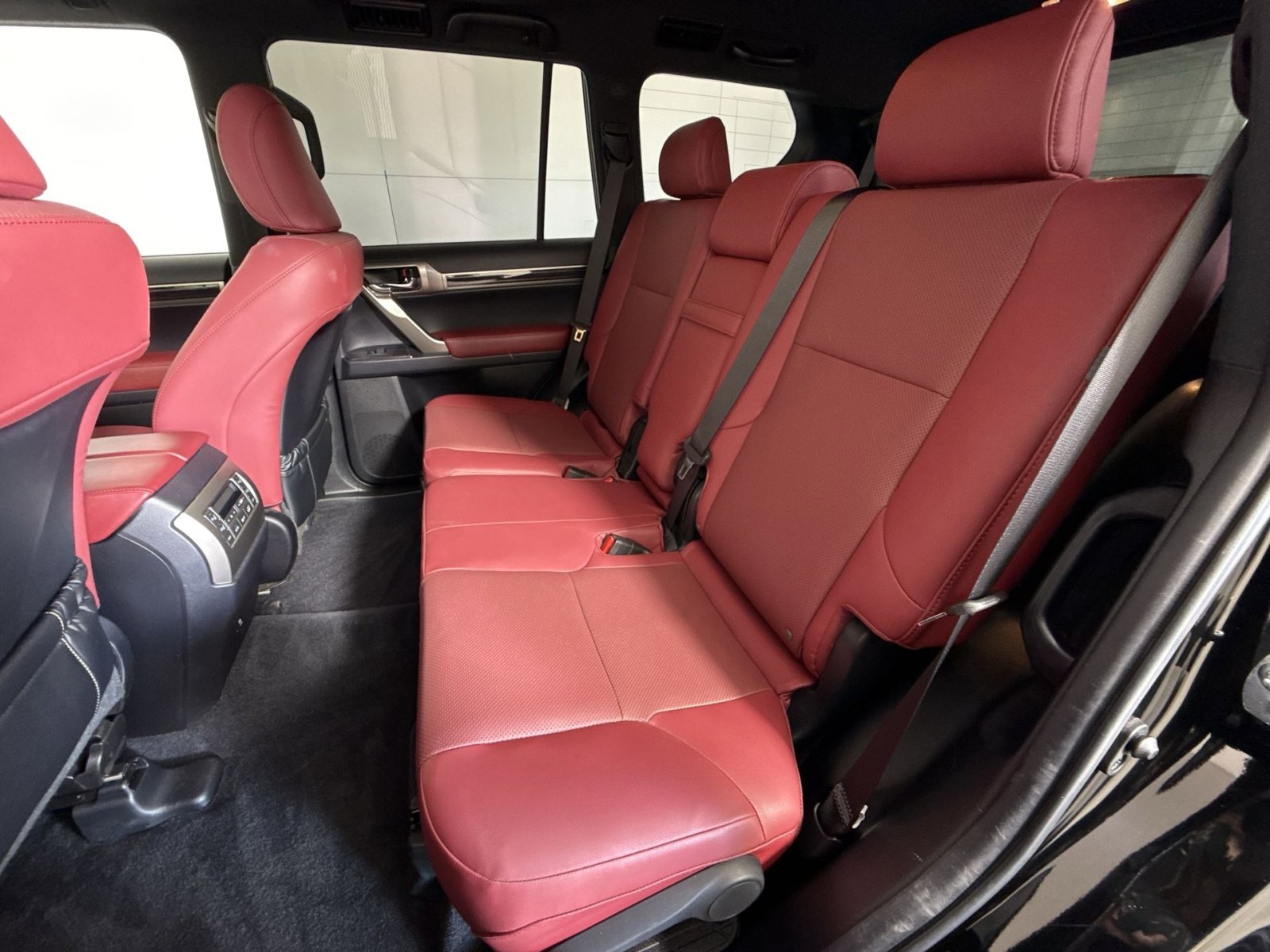 Used 2021 Lexus GX 460 Premium w/ Premium Package image 25