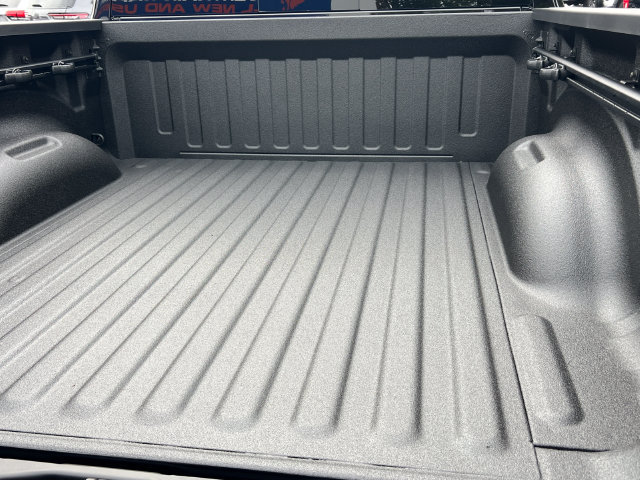 New 2027 RAM 1500 Rebel w/ Rebel Level 2 Equipment Group AWD/4WD image 8