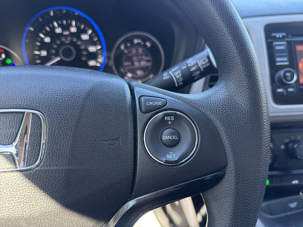 Used 2016 Honda HR-V LX image 17