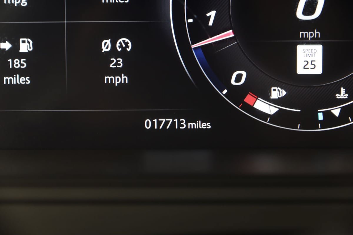 Used 2021 Jaguar F-TYPE Coupe RWD image 49