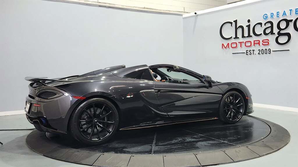 Used 2019 McLaren 570S Spider RWD image 12