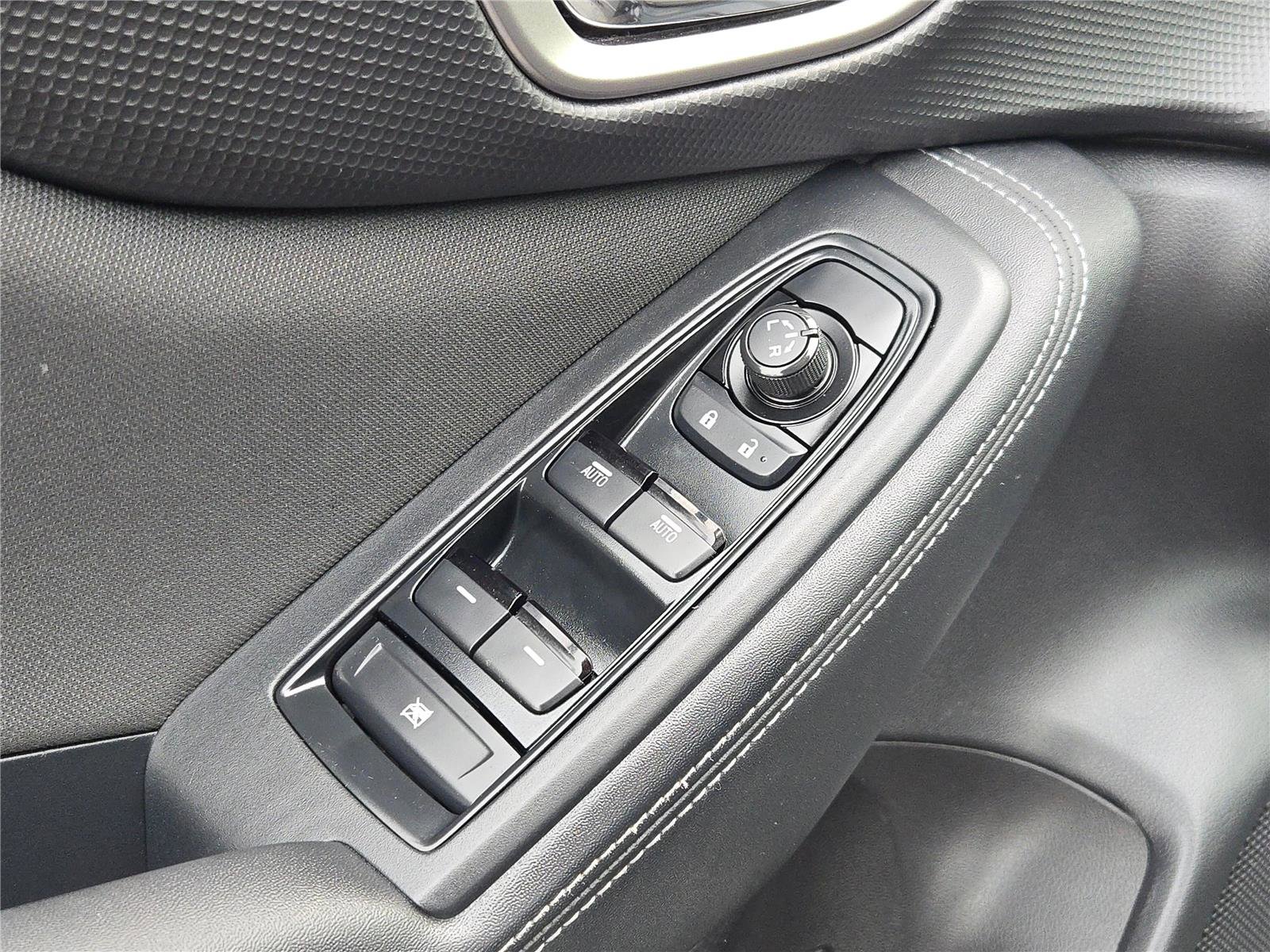 Used 2023 Subaru Forester Premium image 27