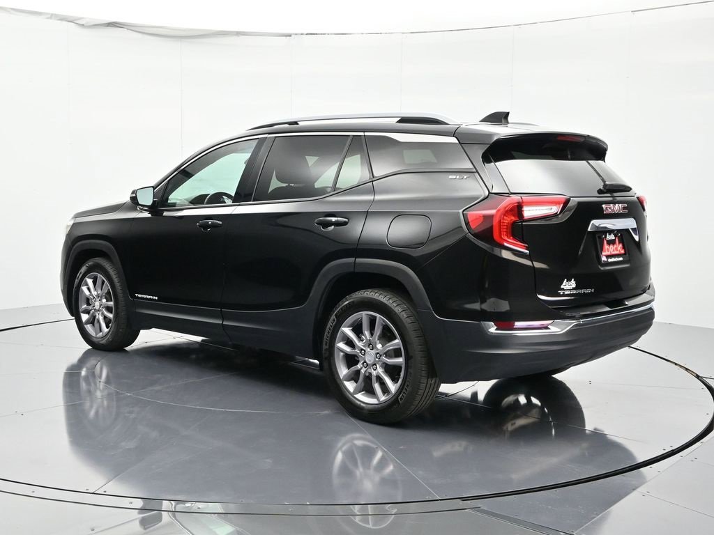 Used 2023 GMC Terrain SLT image 7