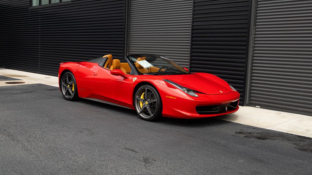 Used 2015 Ferrari 458 Spider RWD video 2
