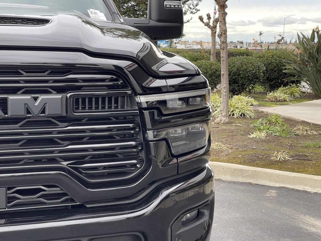 New 2026 RAM 2500 Laramie w/ Night Edition AWD/4WD image 3