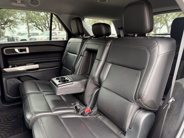 Used 2023 Ford Explorer XLT w/ Equipment Group 202A RWD image 17