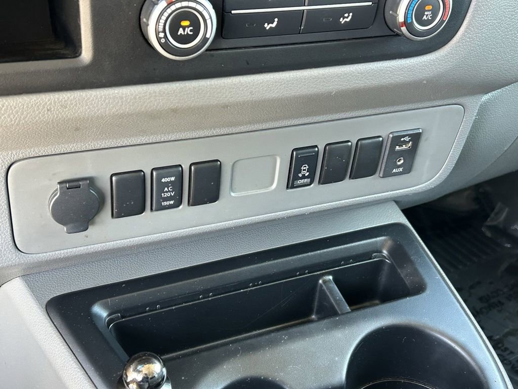 Used 2016 Nissan NV 3500 SV w/ SV Technology Package image 22