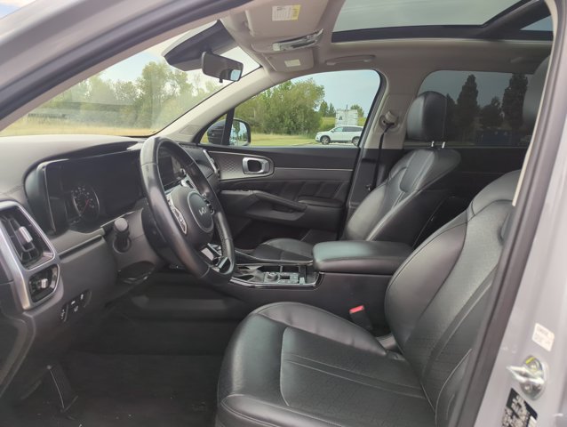 Used 2022 Kia Sorento SX FWD image 17