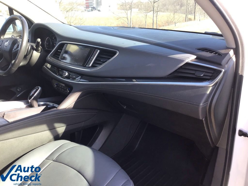 Used 2020 Buick Enclave Essence w/ Sound and Sites Package image 26