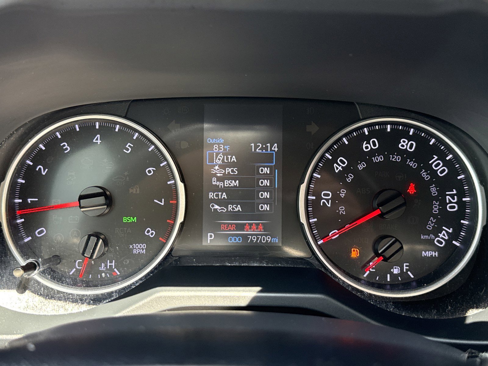 Used 2021 Toyota RAV4 XLE w/ Convenience Package FWD image 20