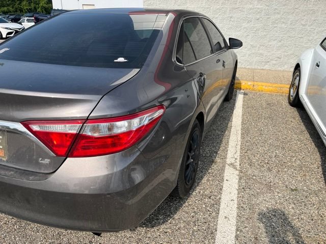 Used 2016 Toyota Camry LE FWD image 6