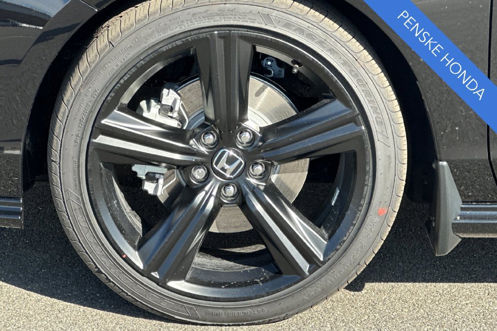 New 2026 Honda Accord Sport image 30