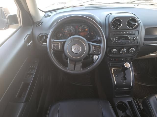 Used 2016 Jeep Patriot High Altitude AWD/4WD image 16