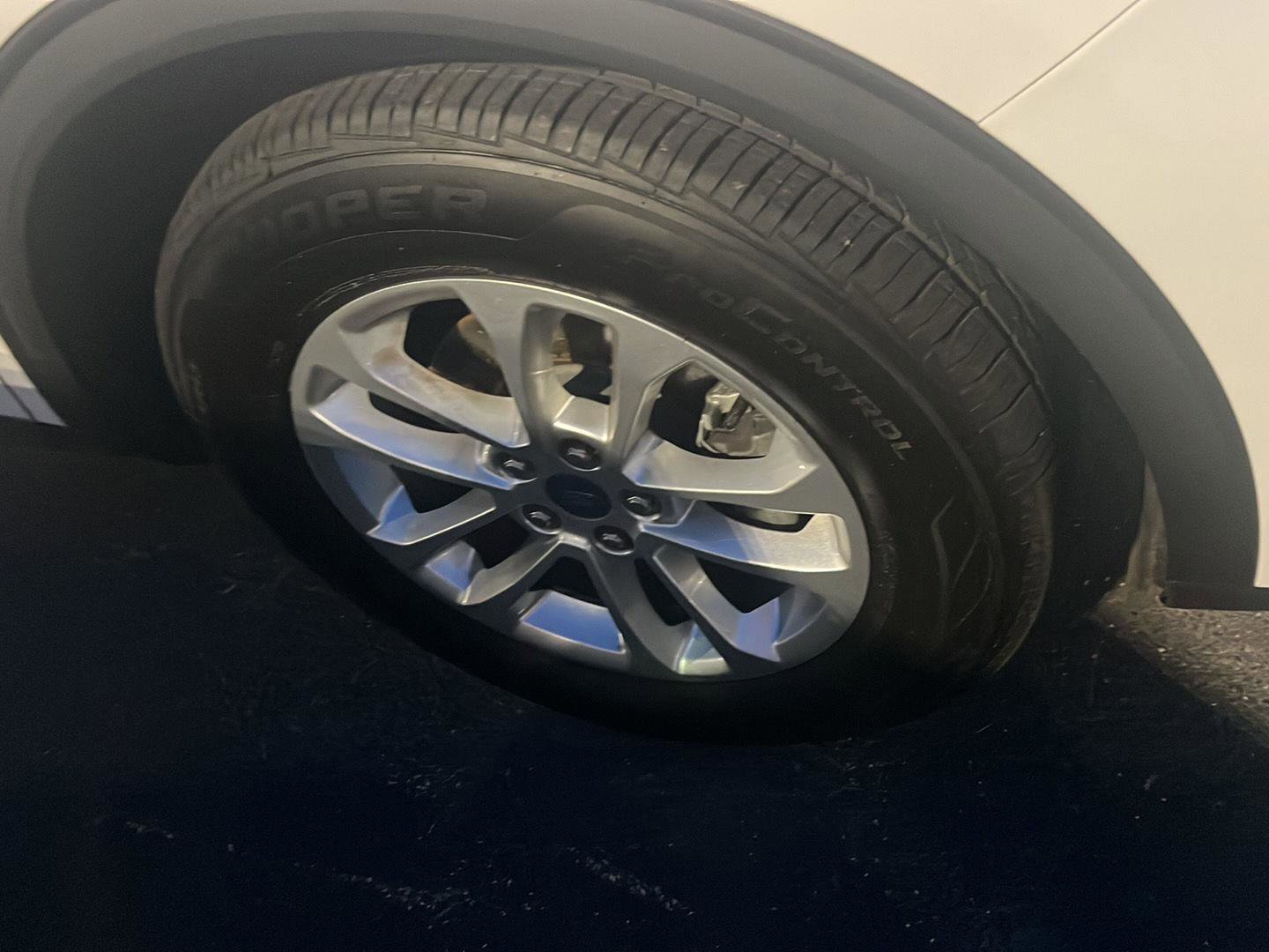 Used 2022 Ford Escape SE image 7