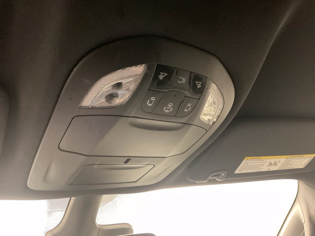 Used 2024 Chrysler Pacifica Touring FWD image 20