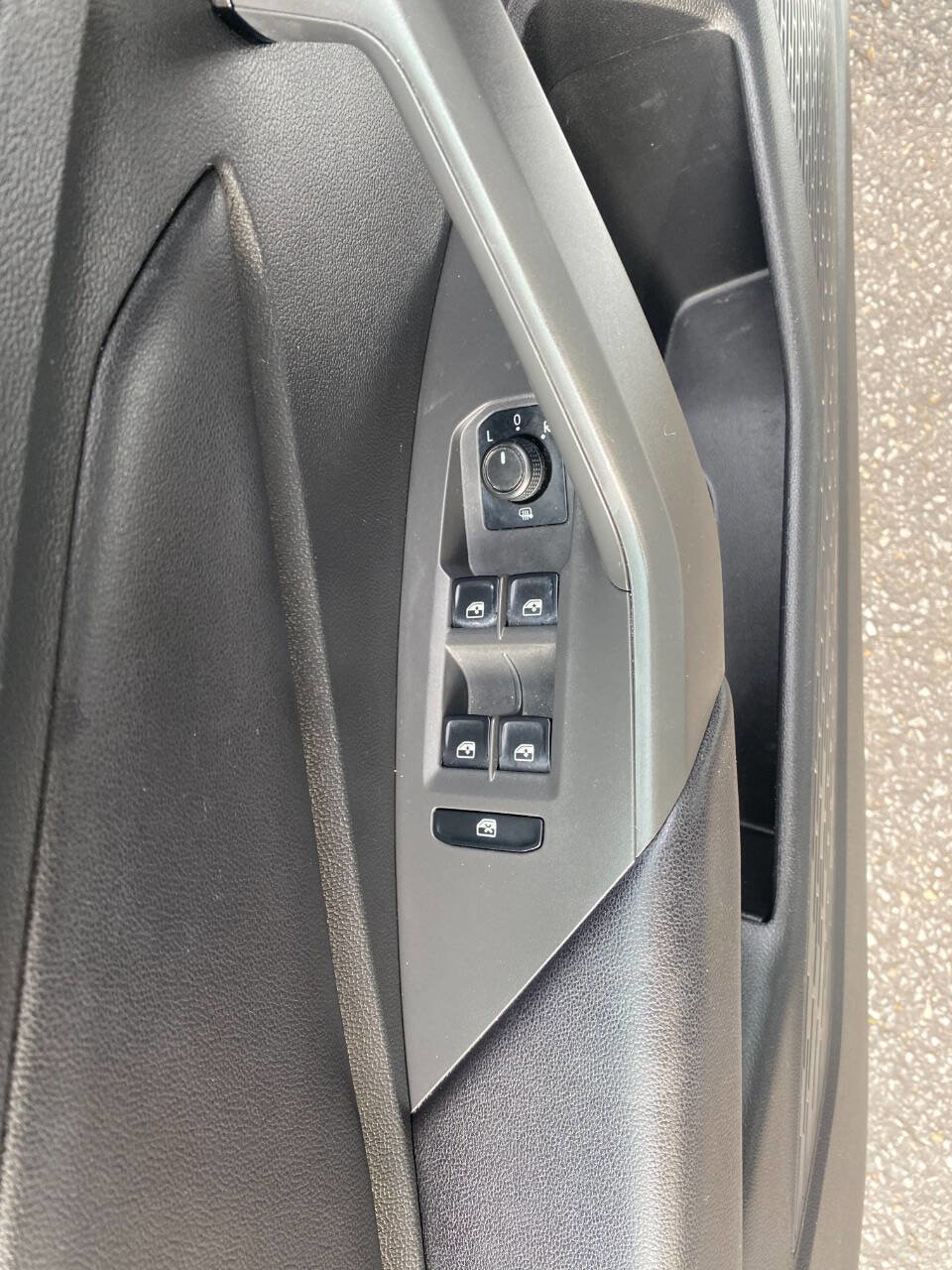 Used 2019 Volkswagen Jetta SE image 35