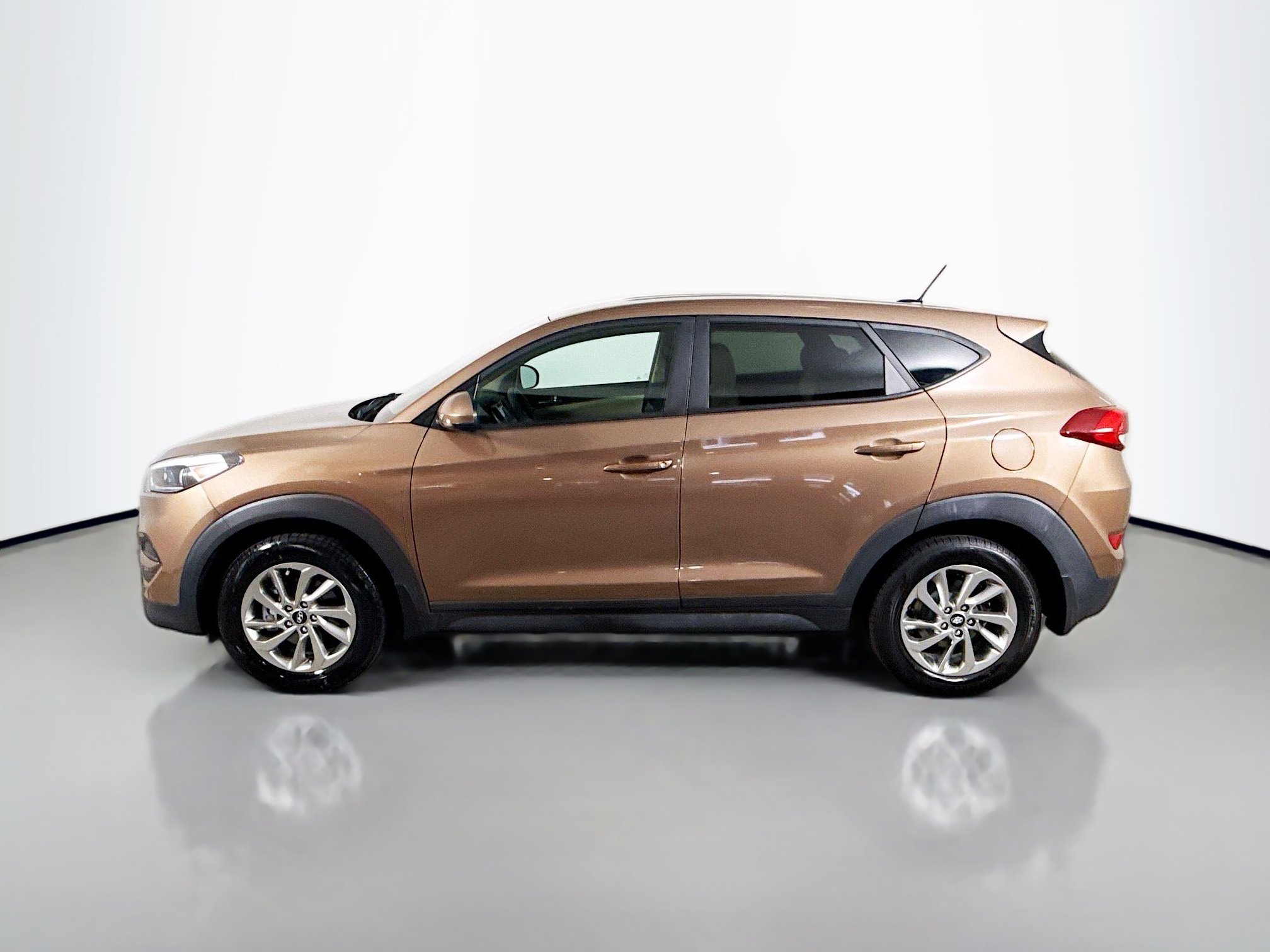 Used 2017 Hyundai Tucson SE image 6