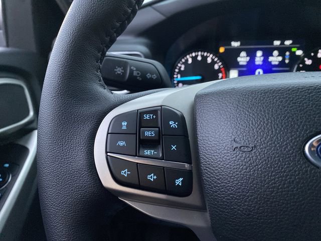 Certified 2023 Ford Explorer XLT w/ Equipment Group 202A image 27