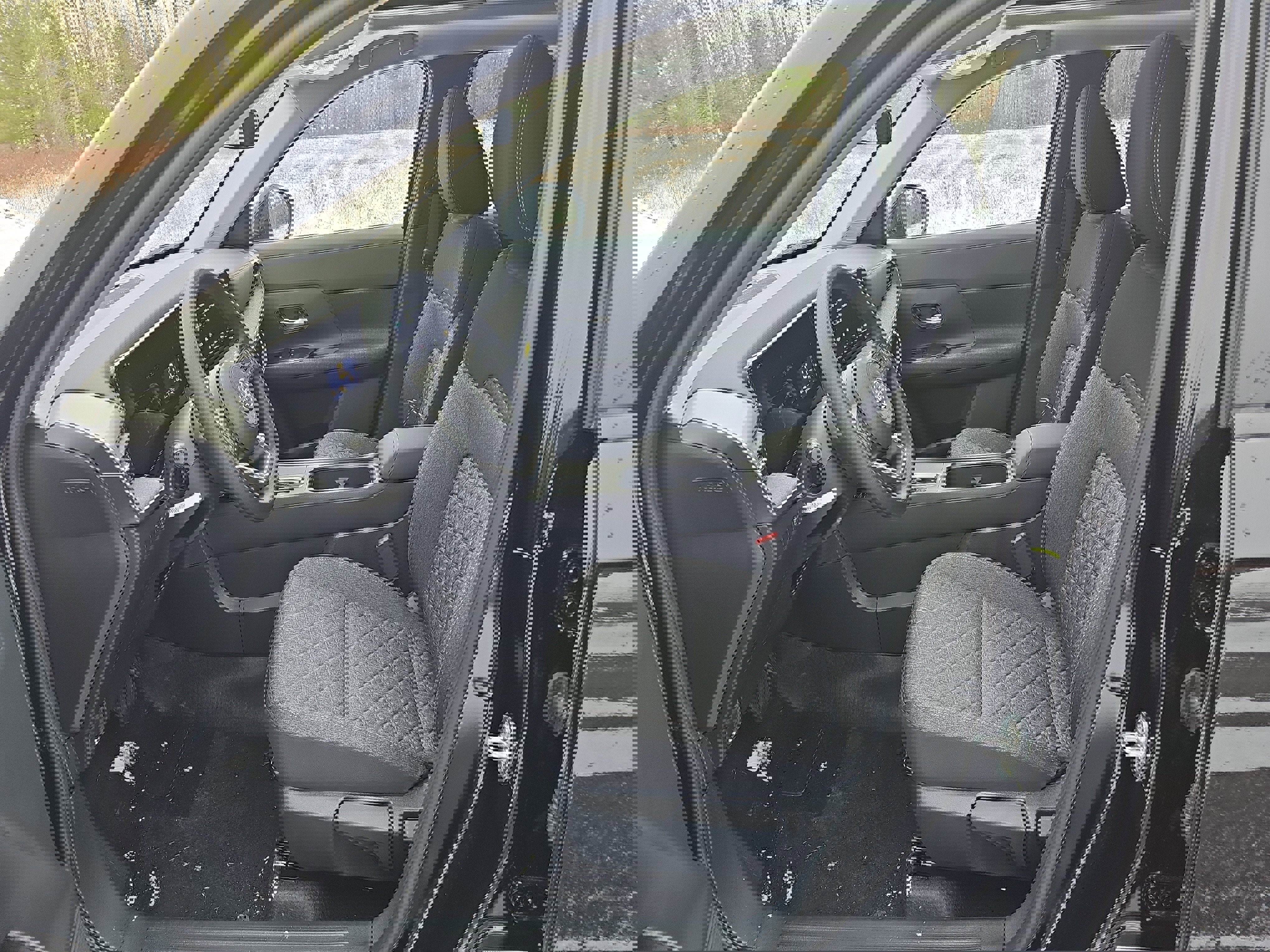 New 2026 Nissan Kicks SV w/ SV Premium Package image 4