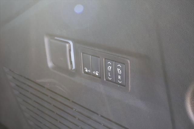 New 2026 Chevrolet Suburban RST image 48