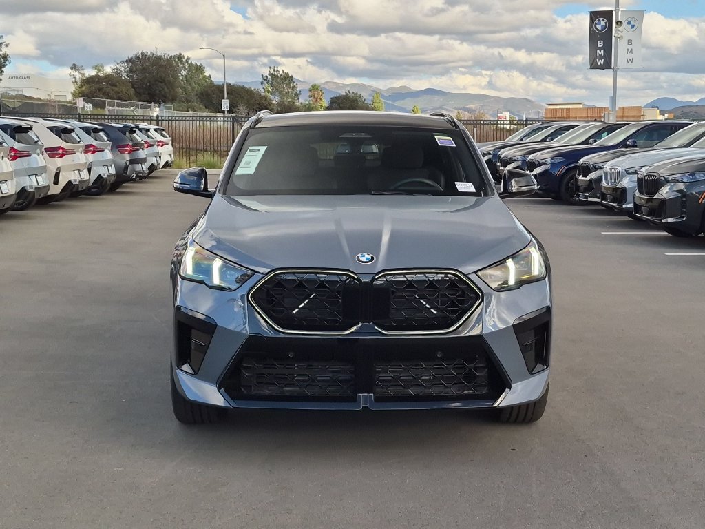New 2026 BMW X2 xDrive28i w/ Technology Package AWD/4WD image 4