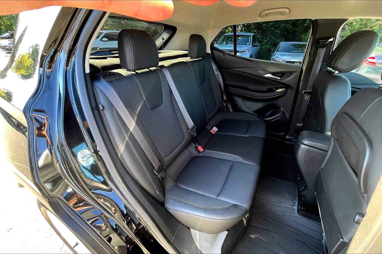 Used 2023 Buick Encore GX Preferred w/ Cold Weather Comfort Package image 18