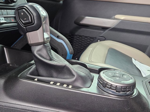 Certified 2022 Ford Bronco Wildtrak image 11