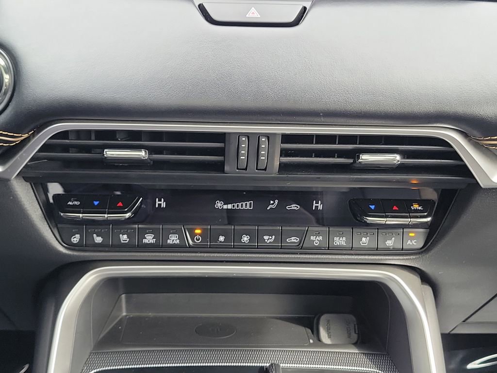 Used 2024 MAZDA CX-90 Plug-In Hybrid w/ Premium Plus image 38