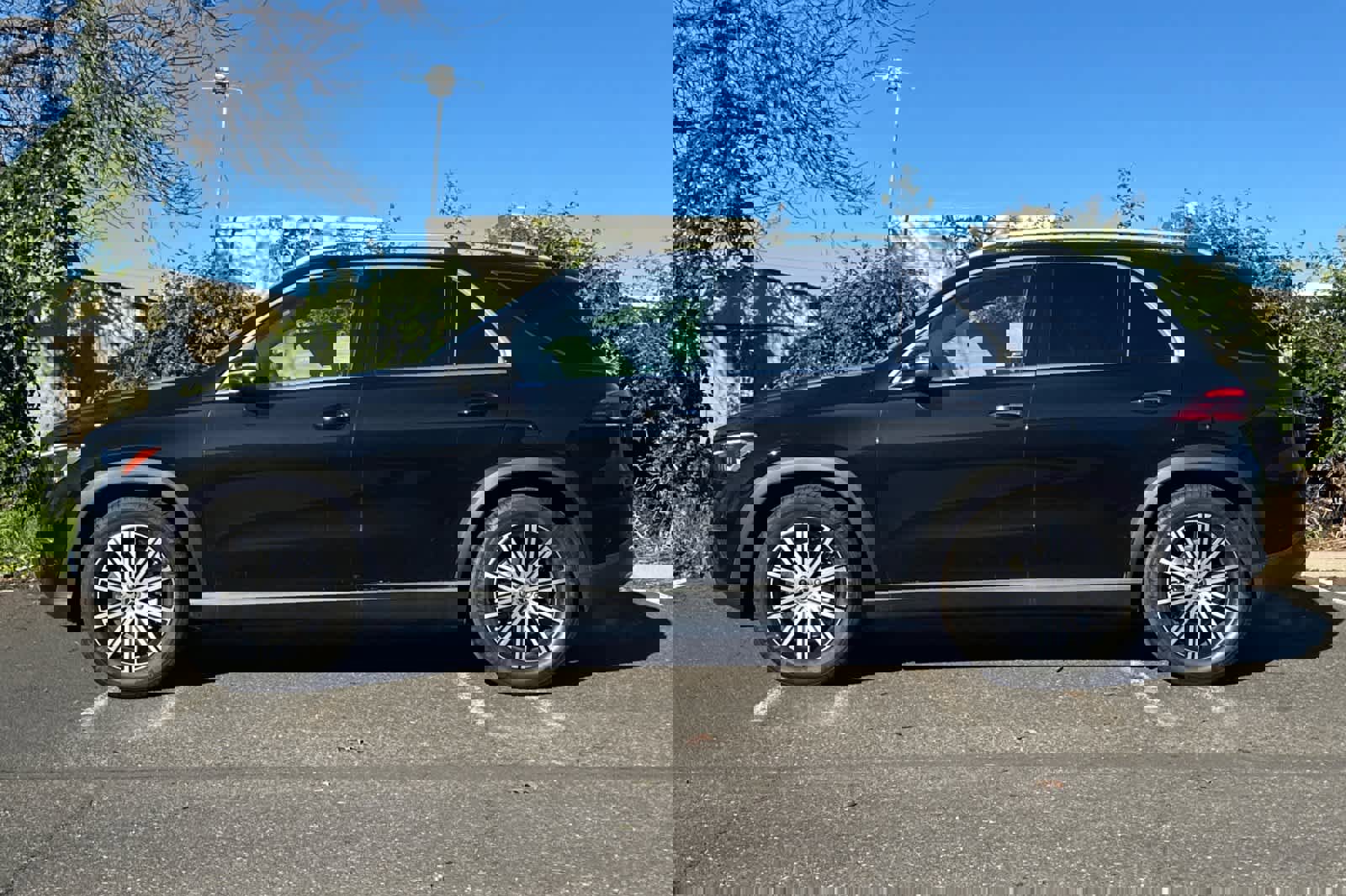 New 2026 Mercedes-Benz GLE 350 4MATIC image 6