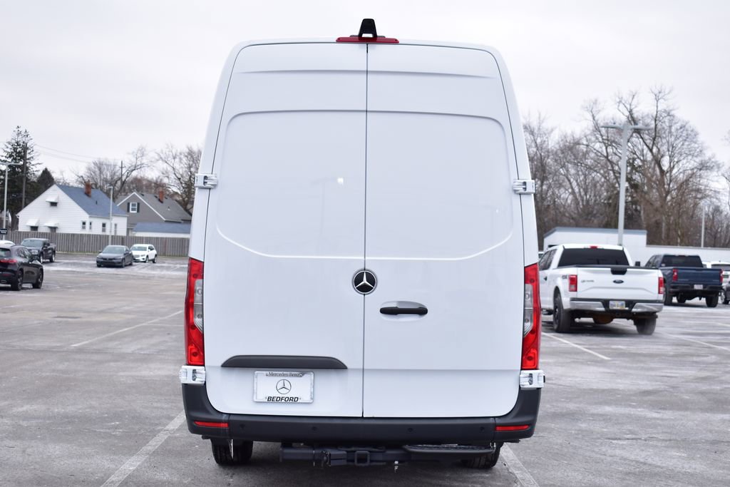 Certified 2025 Mercedes-Benz Sprinter 2500 image 4